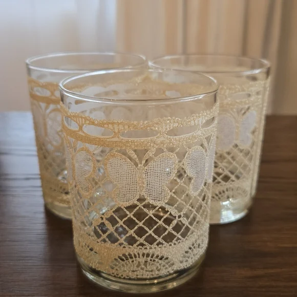 Rare MCM Georges Briard Butterfly & Lace Whiskey, Rocks, Lowball Glasses Signed - Picture 1 of 5
